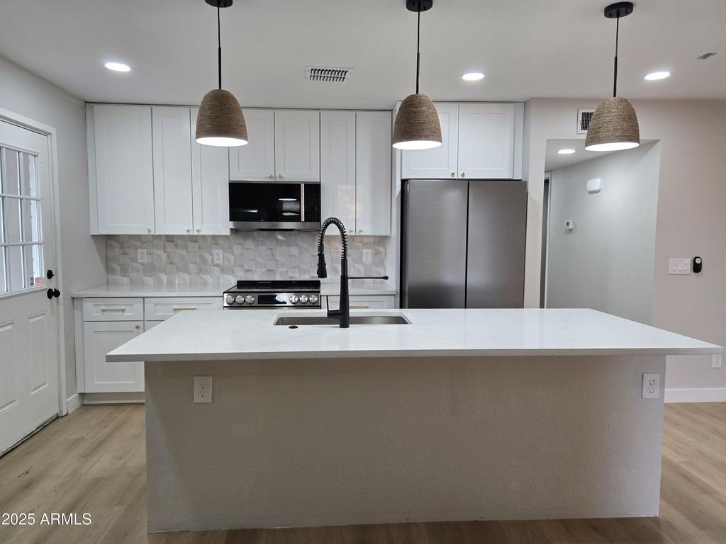 Photo of 444 E 10th Avenue, Mesa, AZ 85204 (MLS # 6951943)