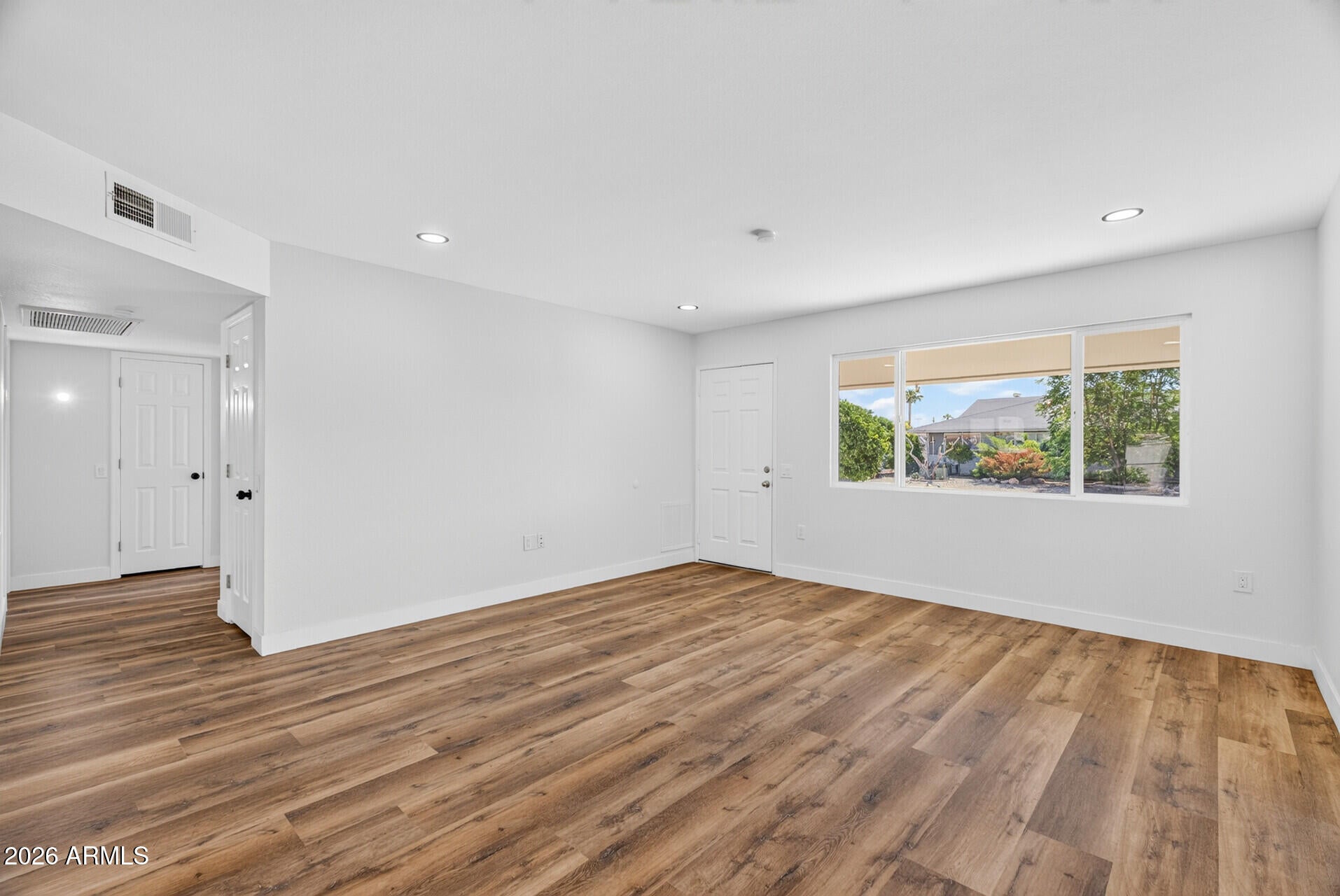 9606 W CALICO Drive