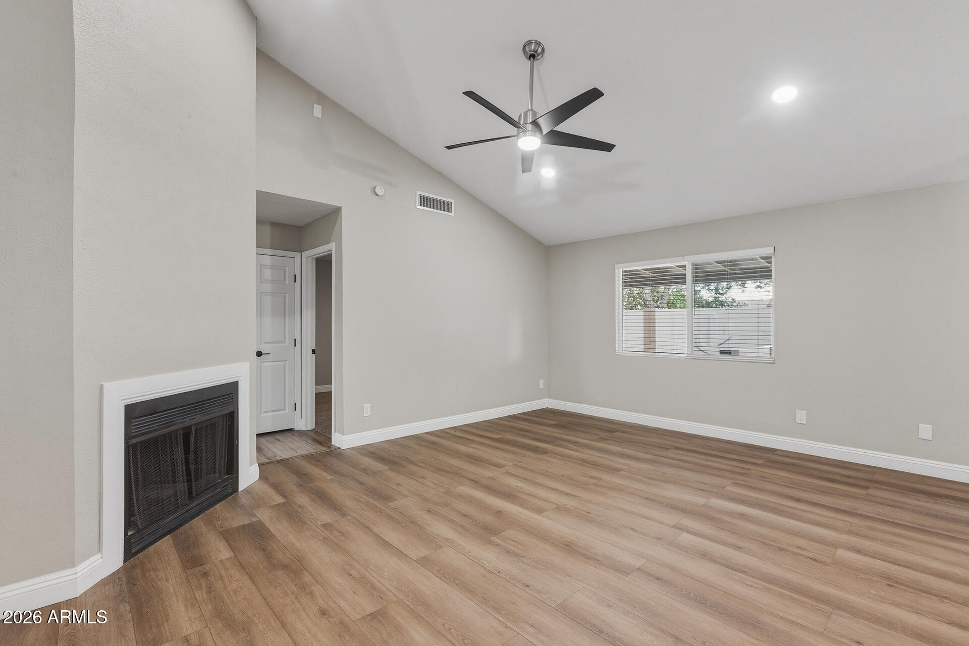 9033 W VOGEL Avenue