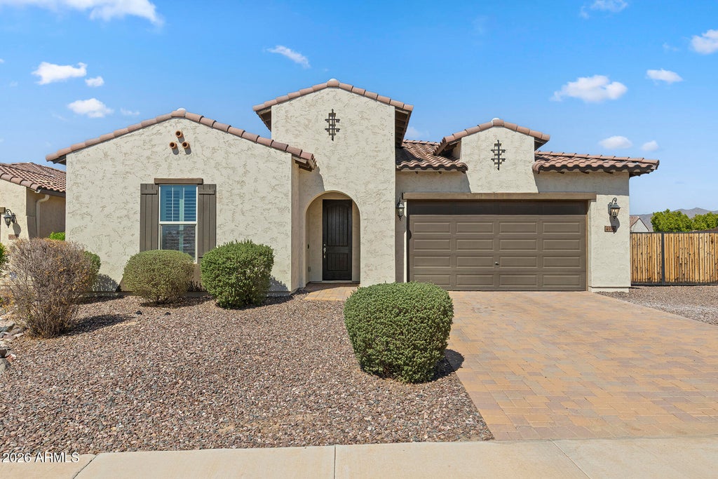 Photo of 4916 N 185th Drive, Goodyear, AZ 85395 (MLS # 7068999)