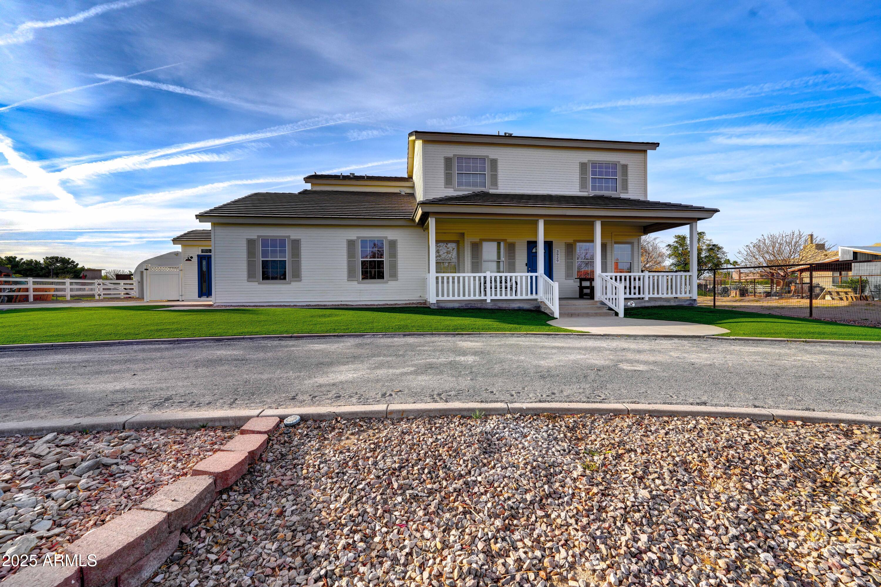 3929 E FLINTLOCK Drive
