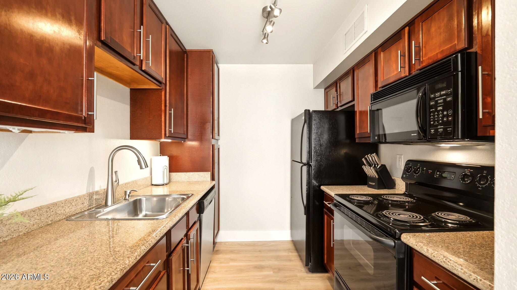 3600 N HAYDEN Road 2902