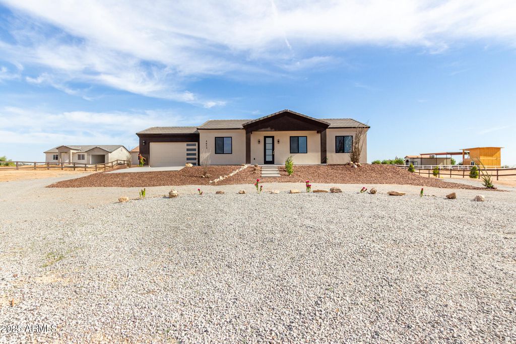 Photo of 4653 N 337th Avenue, Tonopah, AZ 85354 (MLS # 6946749)