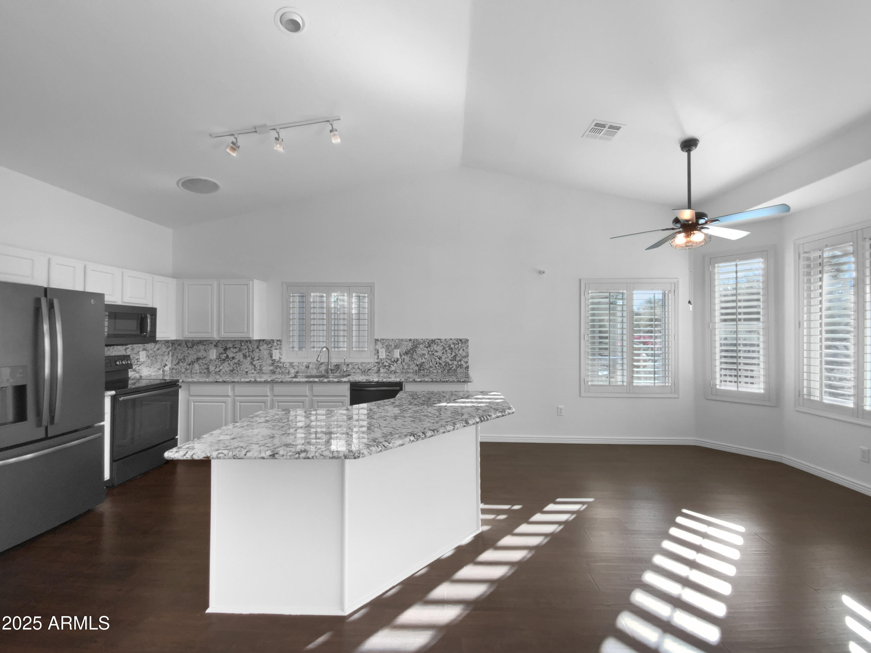 6934 S OAKMONT Drive