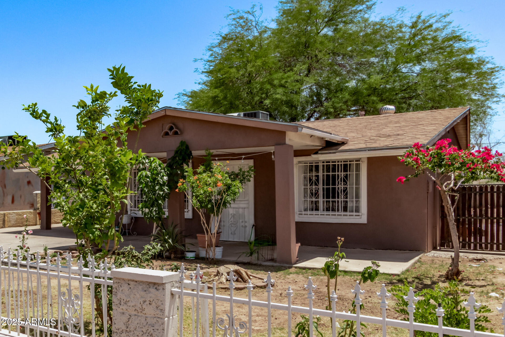 Homes 4 3525 W LATHAM Street