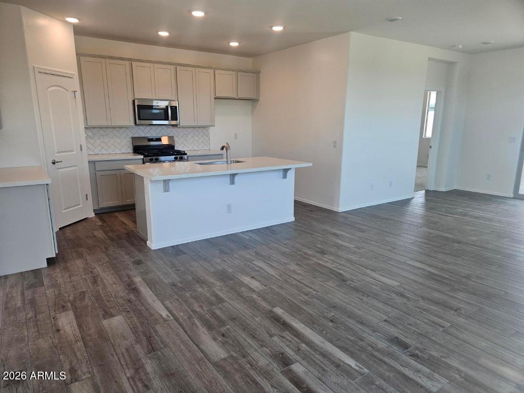 17140 W CORRINE Drive