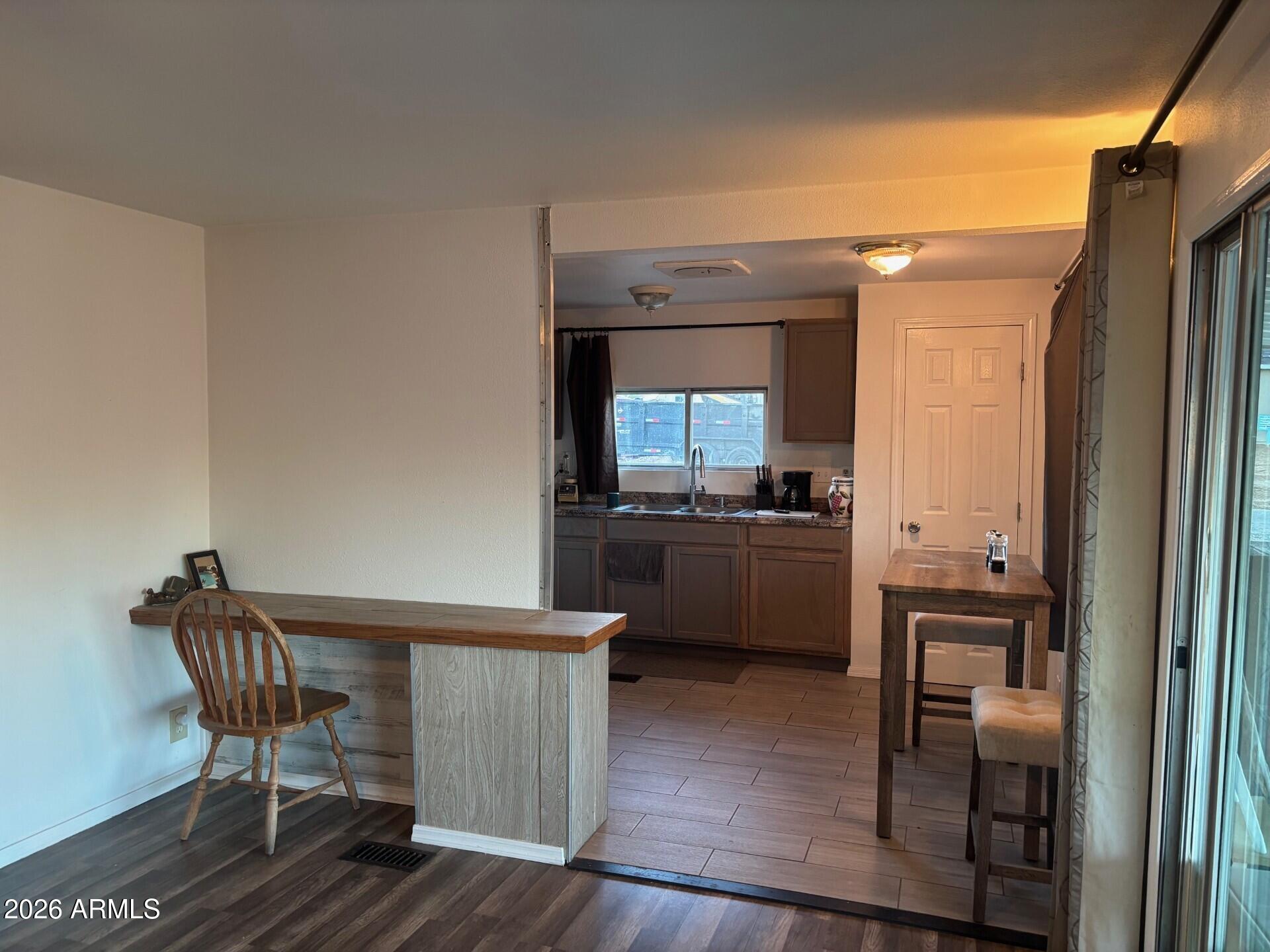 20877 E DEER VALLEY Lane