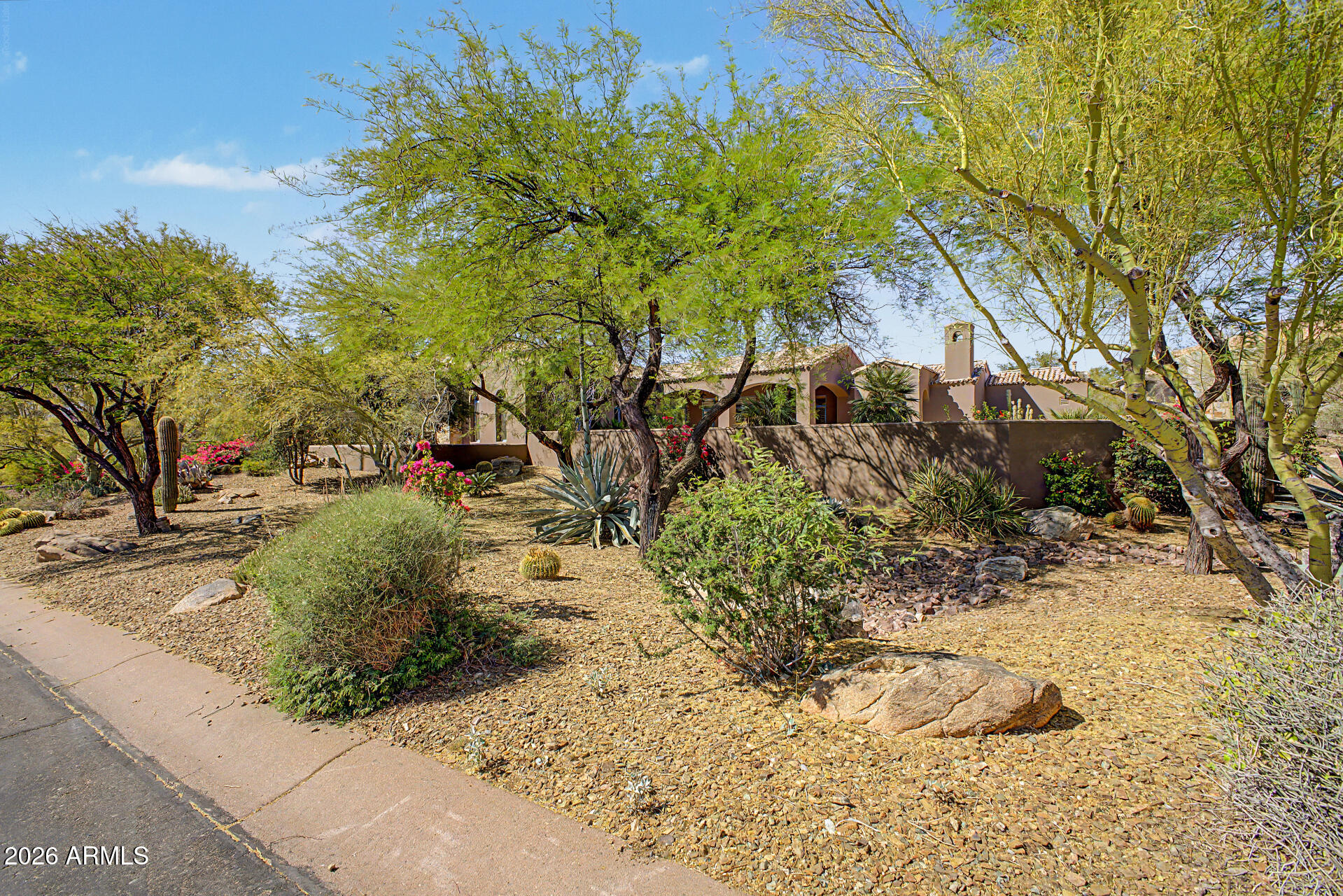 10801 E HAPPY VALLEY Road 76