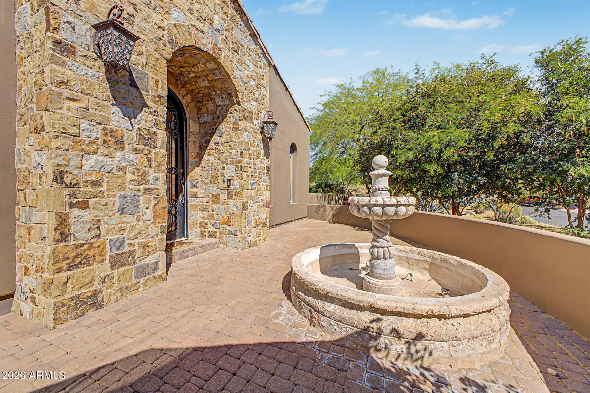 10801 E HAPPY VALLEY Road 76