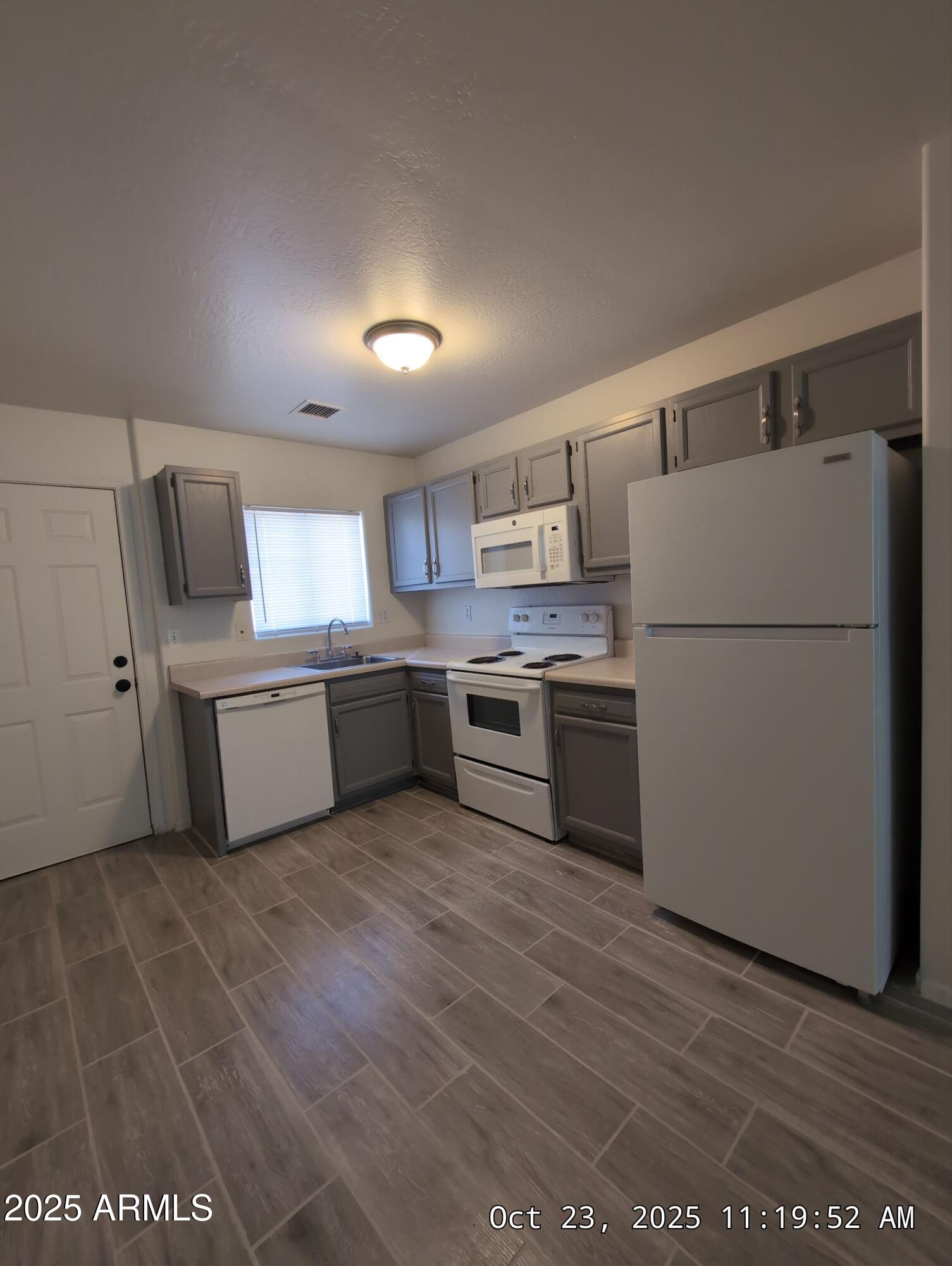 9978 W CENTURY Drive B