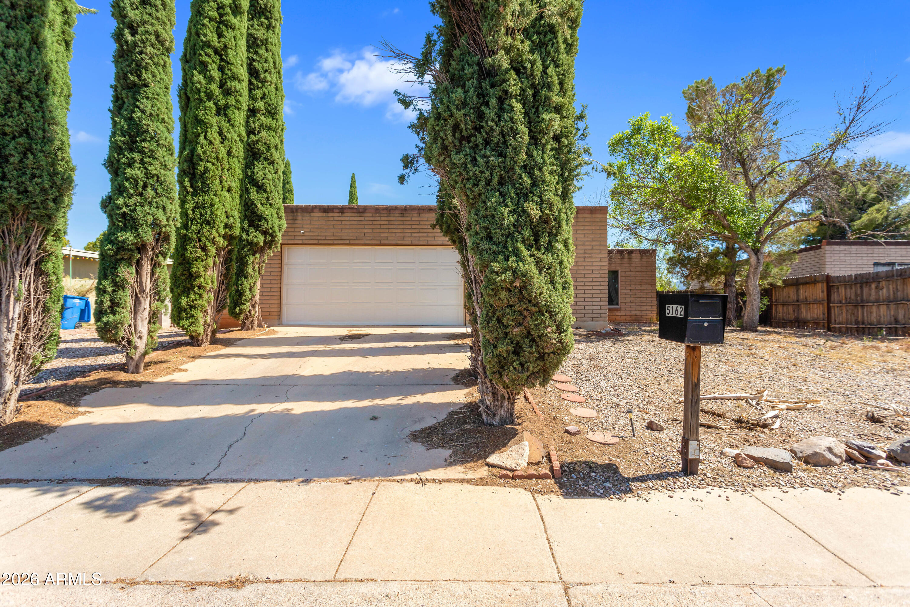 5162 PASEO LAS PALMAS --