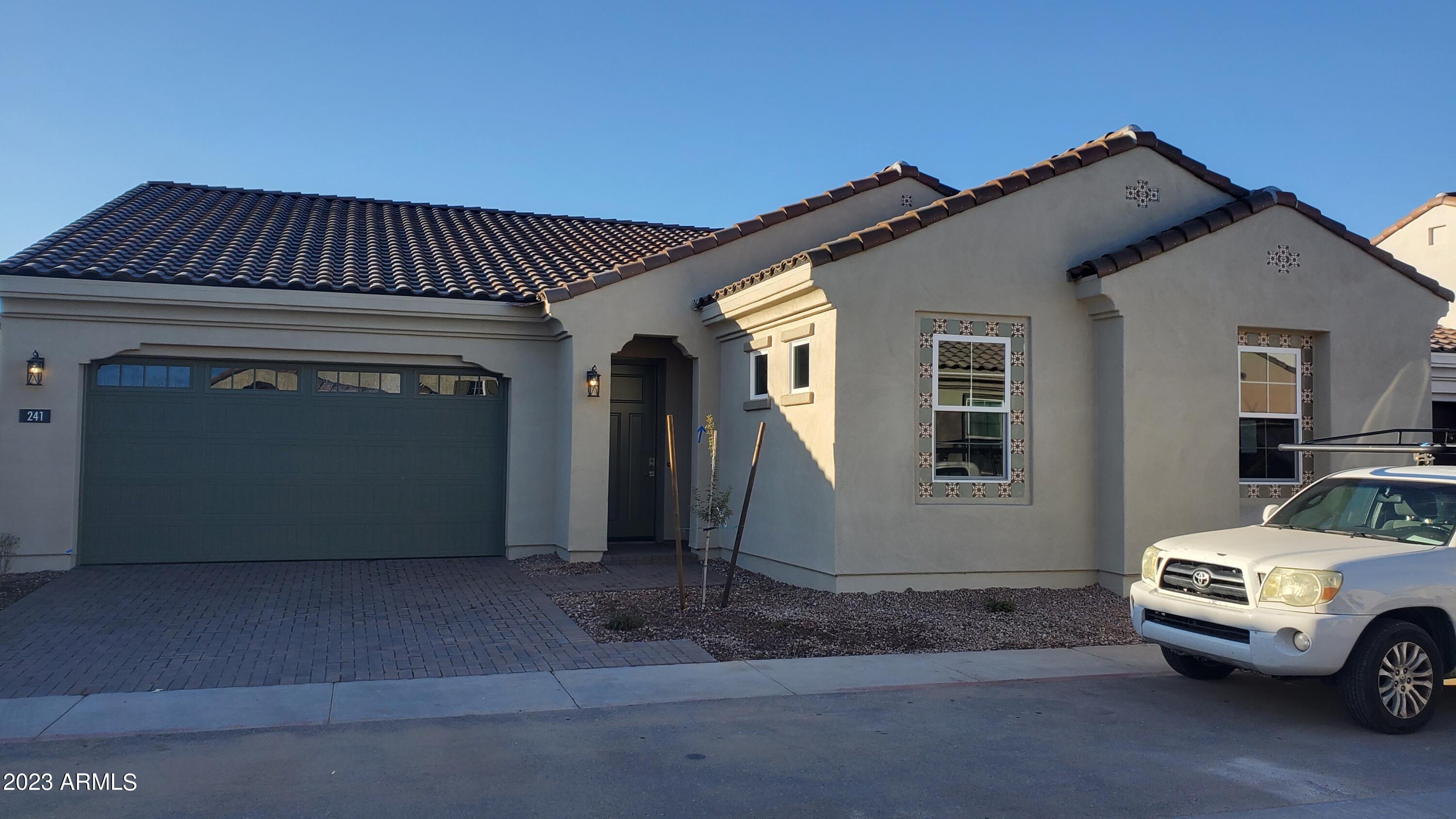 241 E Azalea Drive