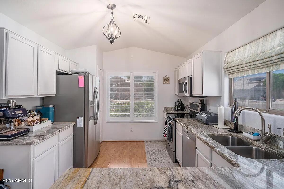 2246 E SOFT WIND Drive