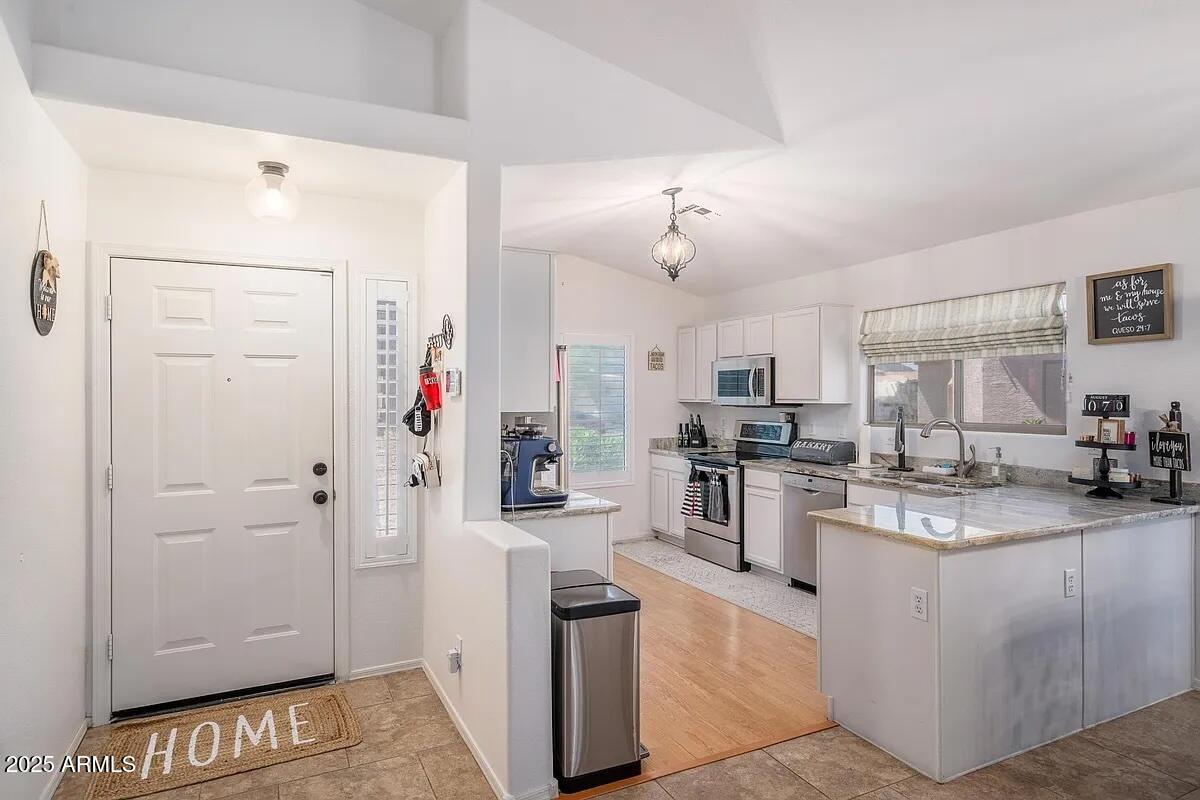 2246 E SOFT WIND Drive