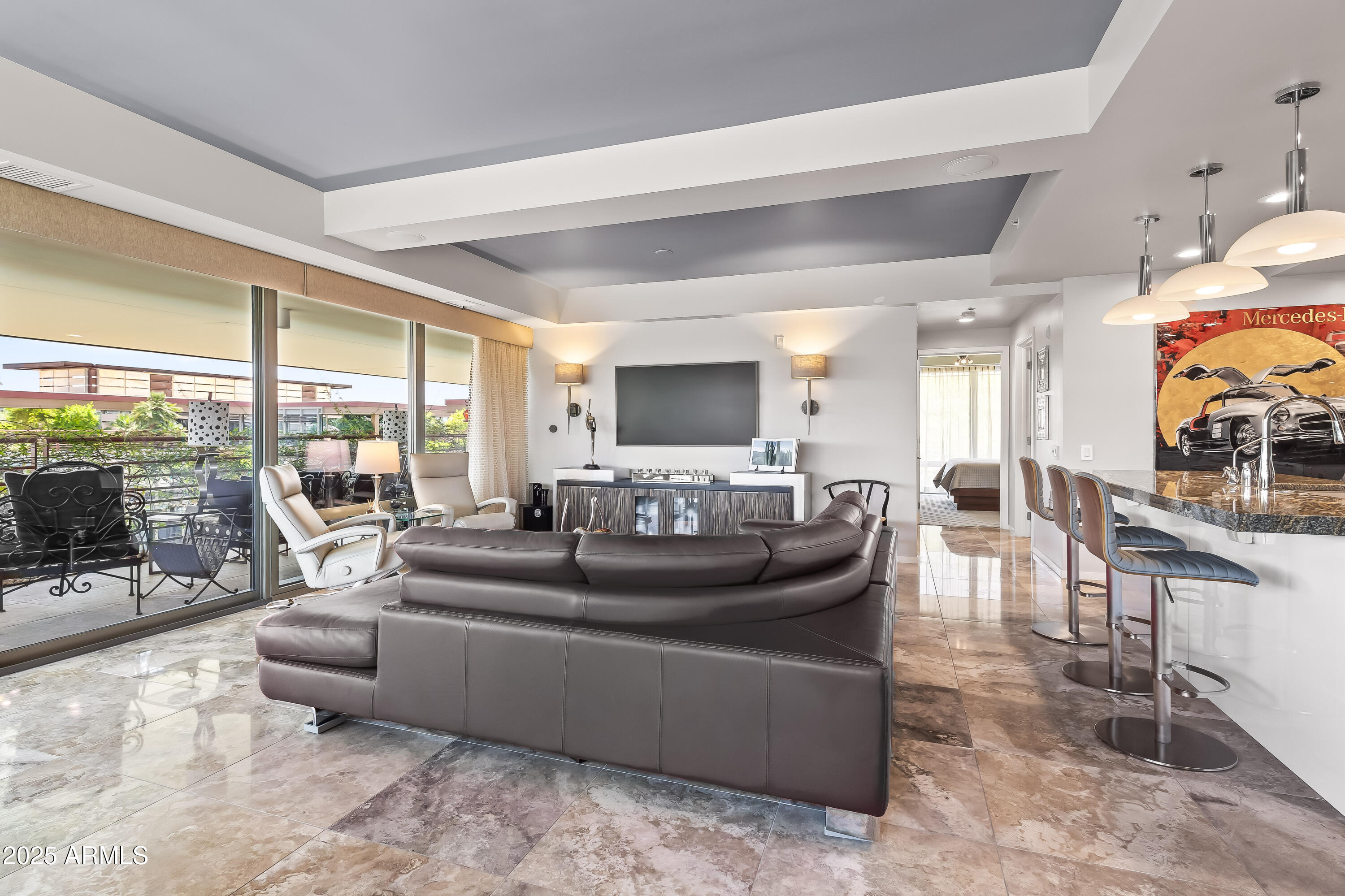 7131 E RANCHO VISTA Drive 7011