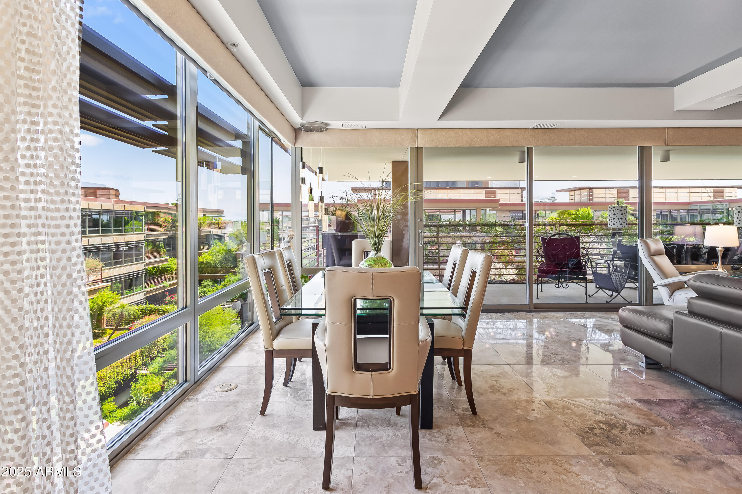 7131 E RANCHO VISTA Drive 7011