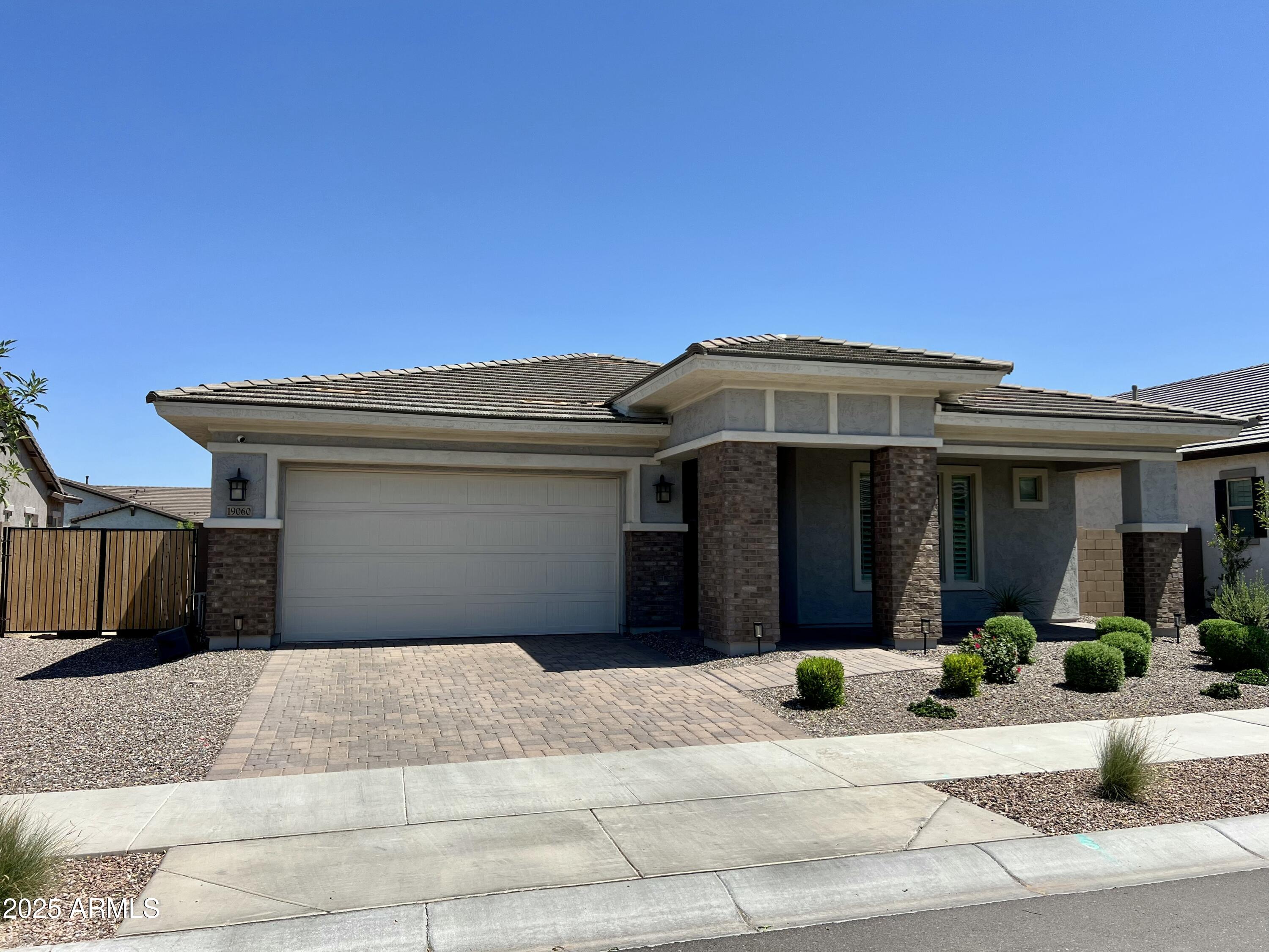 19060 E CELTIC MANOR Drive