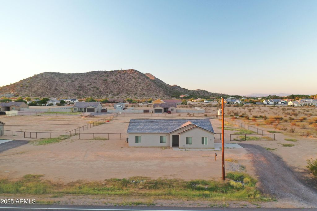 Photo of 8256 W Mccartney Road, Casa Grande, AZ 85194 (MLS # 6876971)