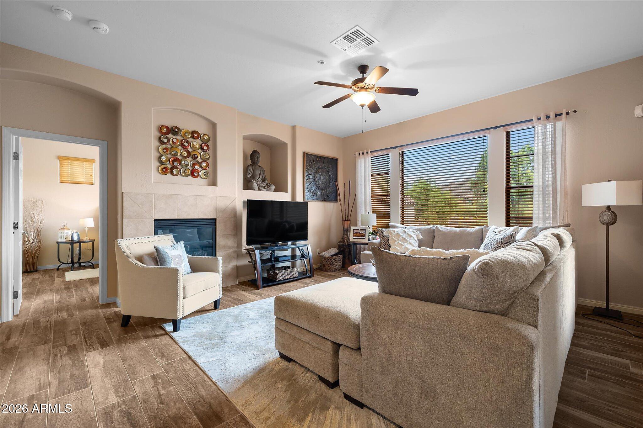 7445 E EAGLE CREST Drive 1116