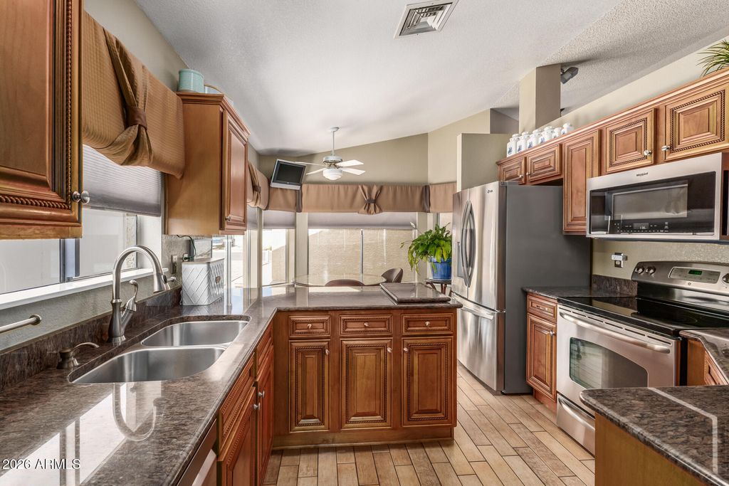 Photo of 10753 W Ruth Avenue, Peoria, AZ 85345 (MLS # 6994638)