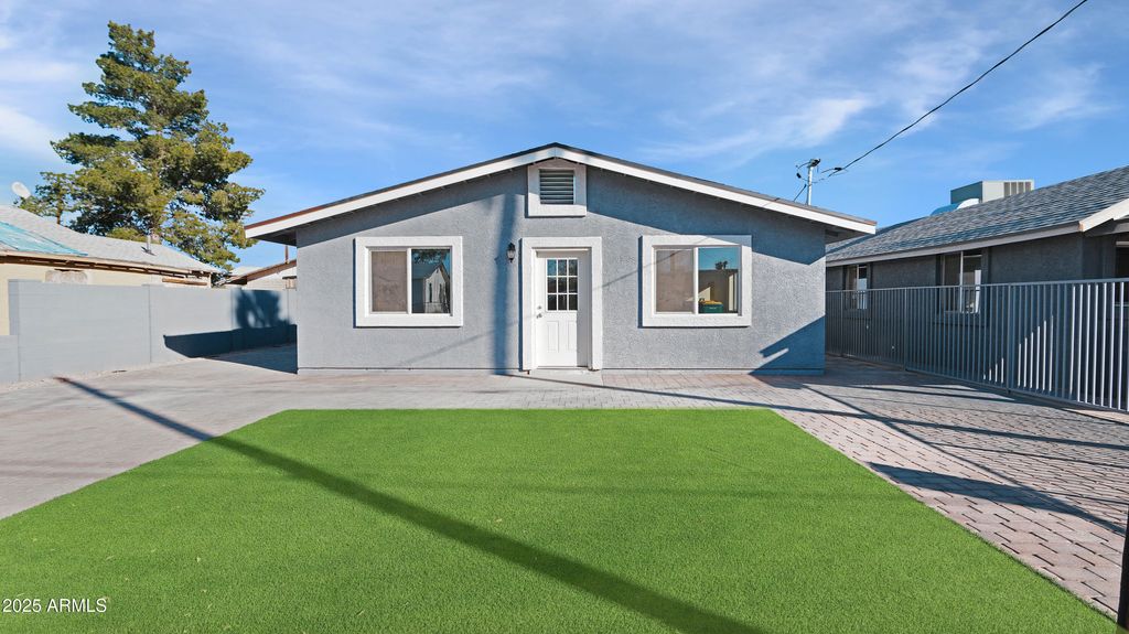 Photo of 311 N D Street, Eloy, AZ 85131 (MLS # 6956554)