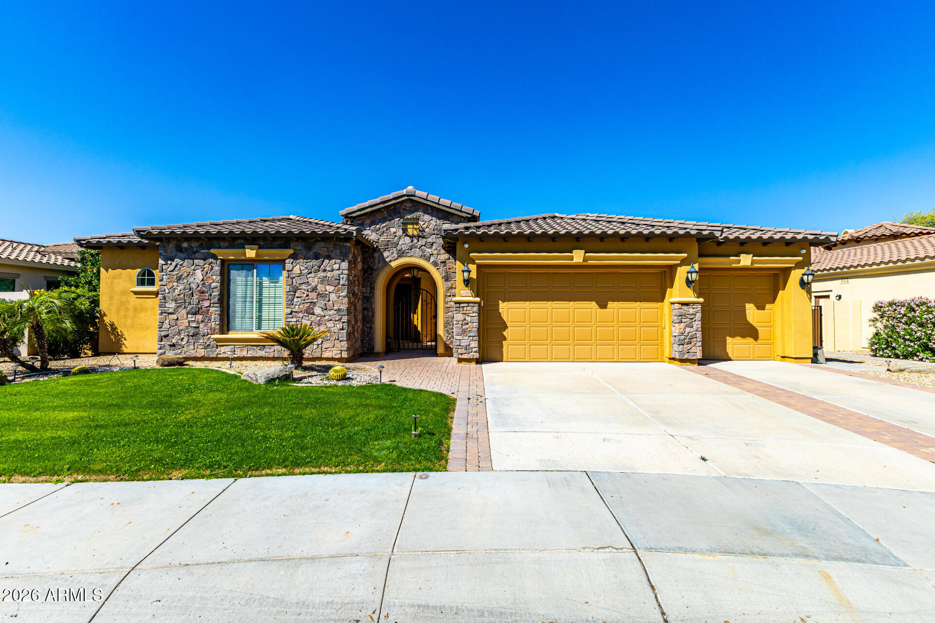 15800 W ALVARADO Drive