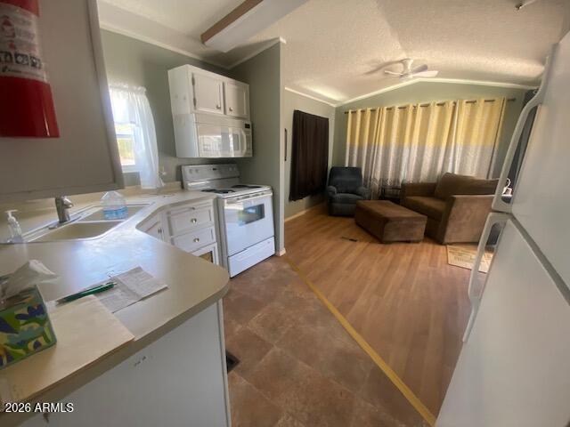 ROADHAVEN RESORT OF APACHE JUNCTION - Land