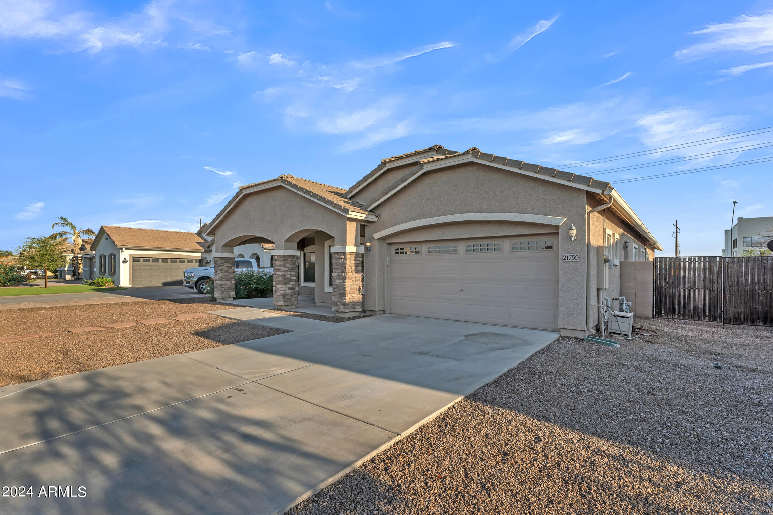21759 E ESTRELLA Road