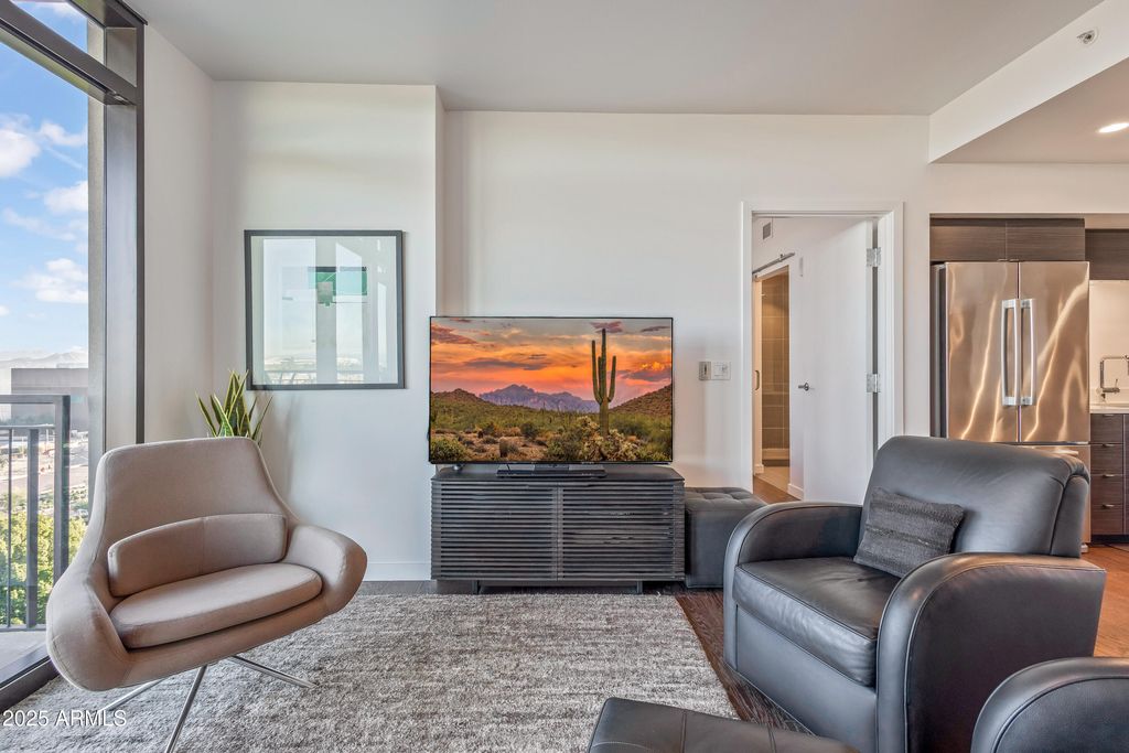 Photo of 200 W Portland Street #1024, Phoenix, AZ 85003 (MLS # 6874998)