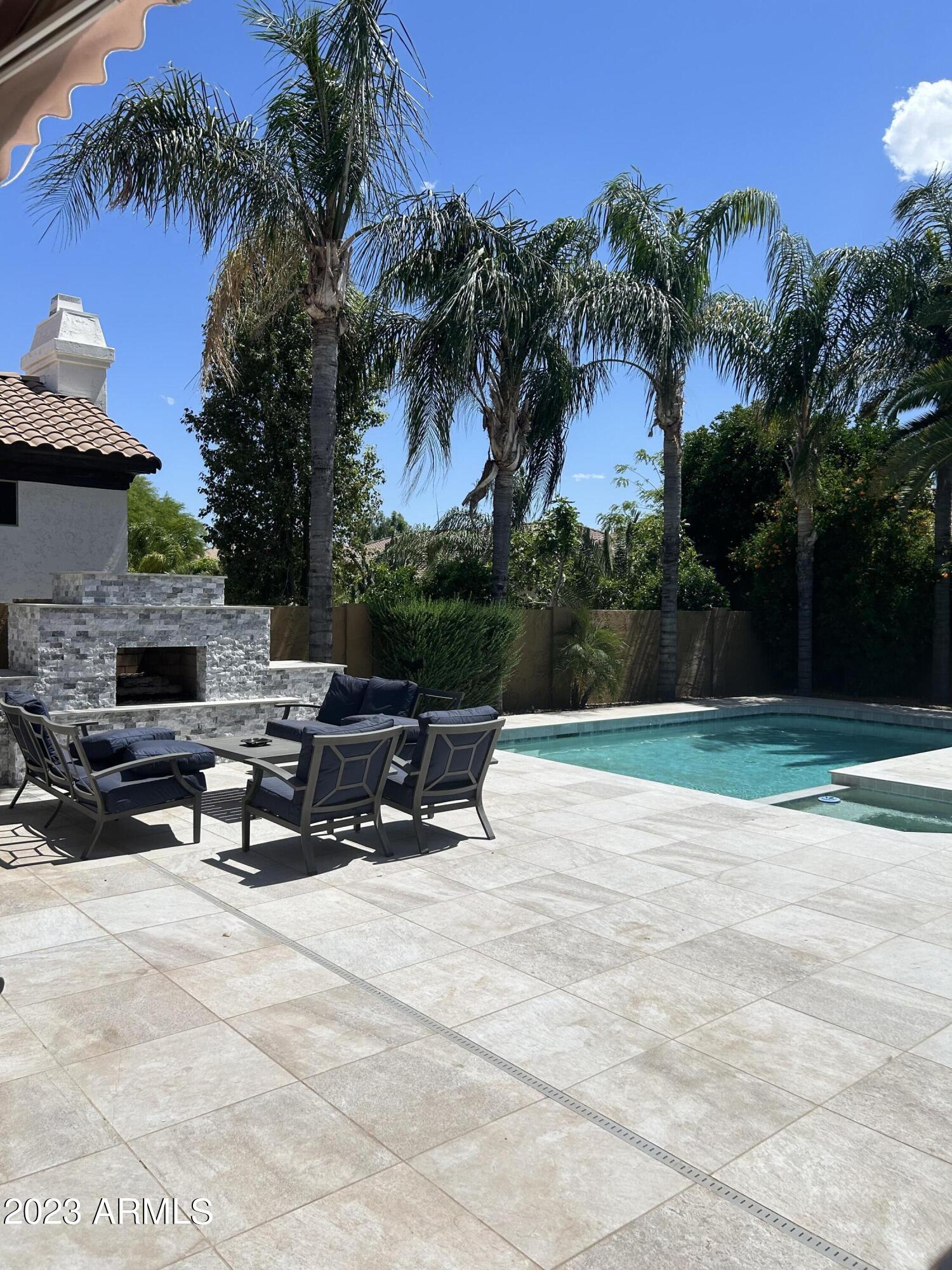 6101 E Campo Bello Drive