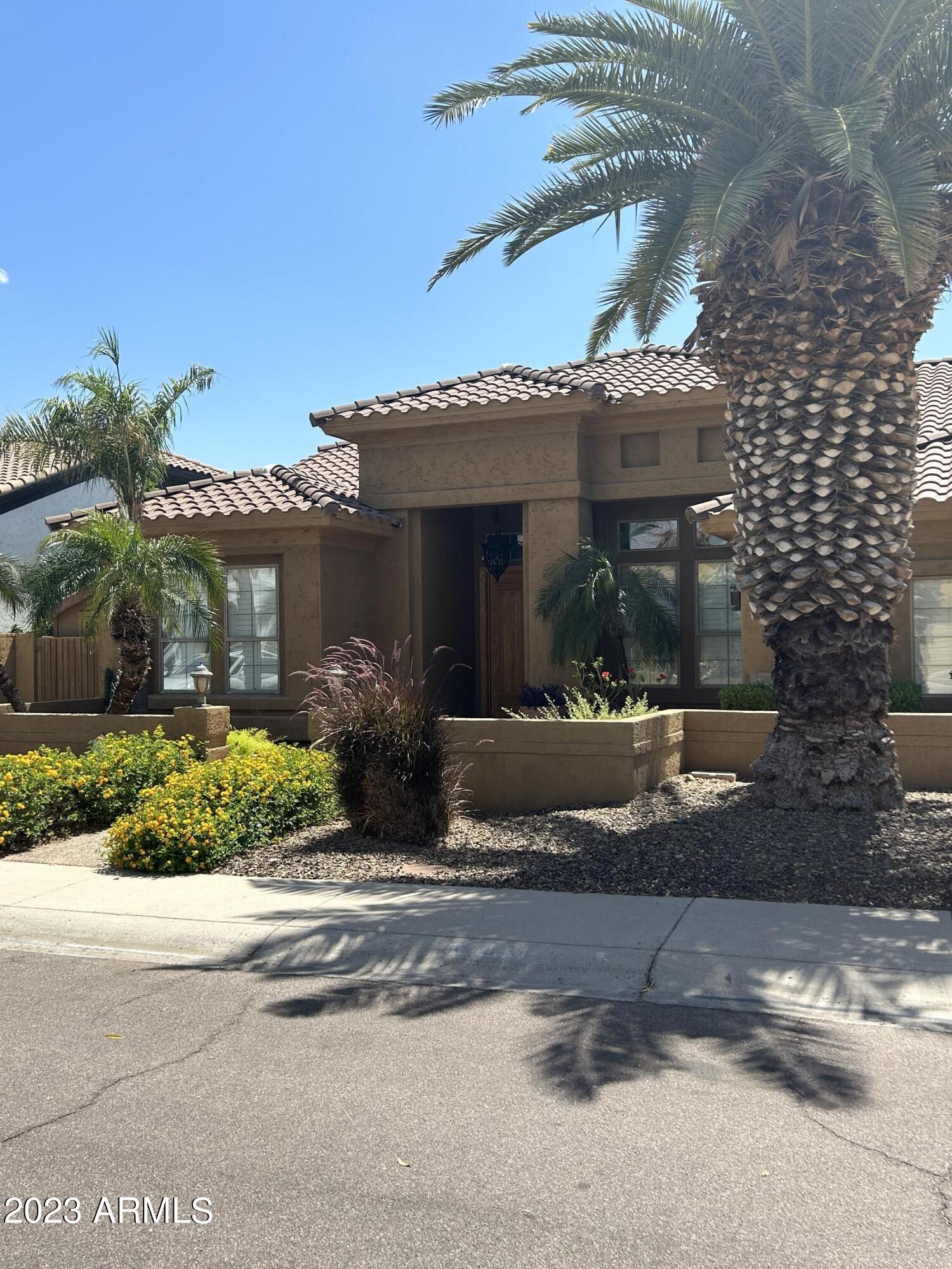 6101 E Campo Bello Drive