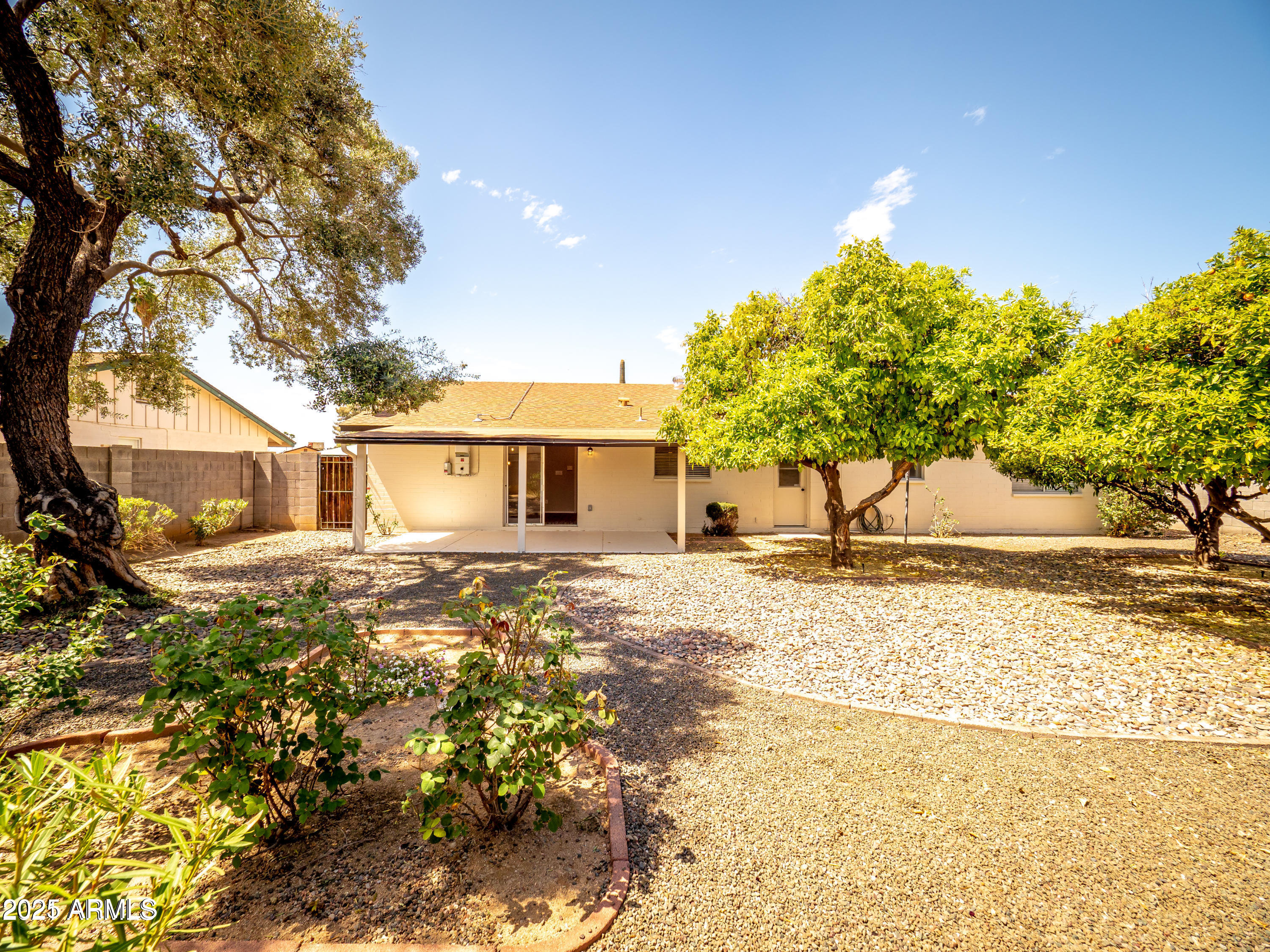 12455 N COLUMBINE Drive