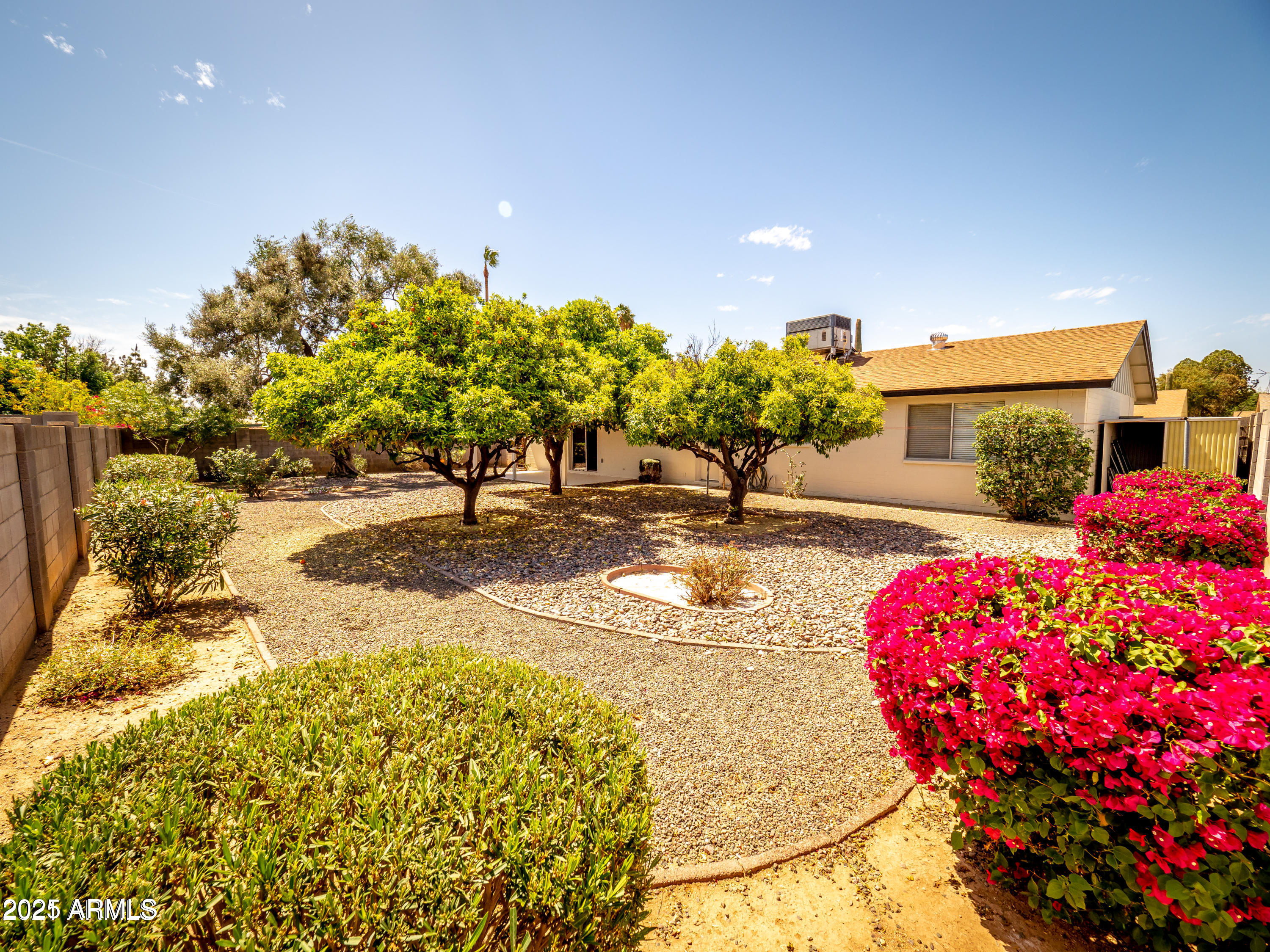 12455 N COLUMBINE Drive