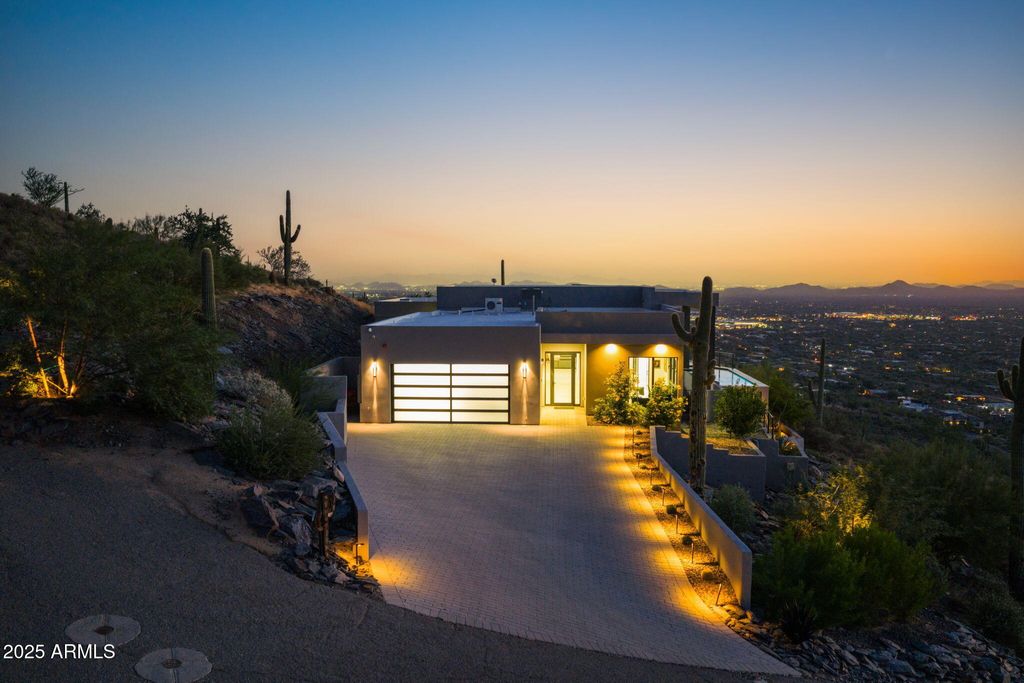 Photo of 6347 E Carriage Drive, Cave Creek, AZ 85331 (MLS # 6926858)