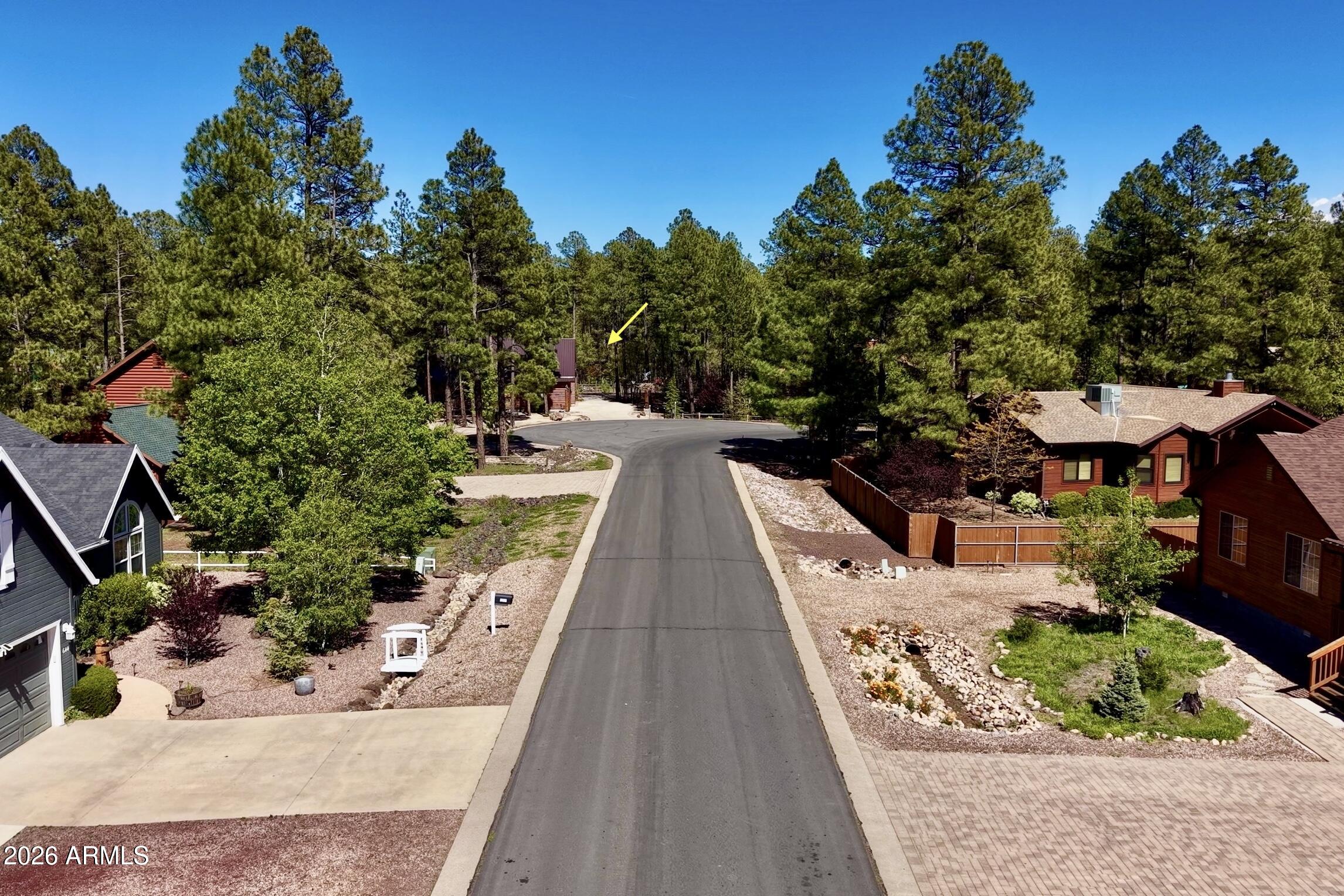 WOODLAND HILLS - Residential