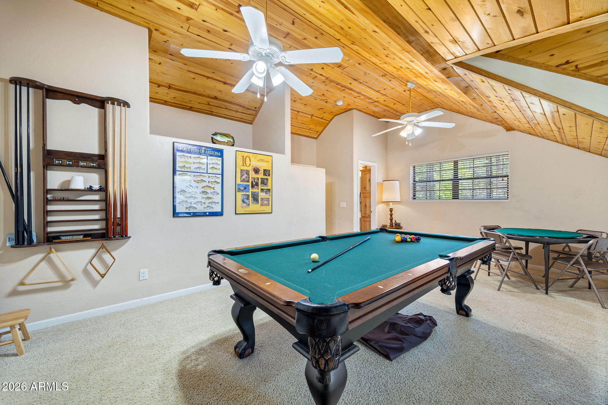 WOODLAND HILLS - Residential