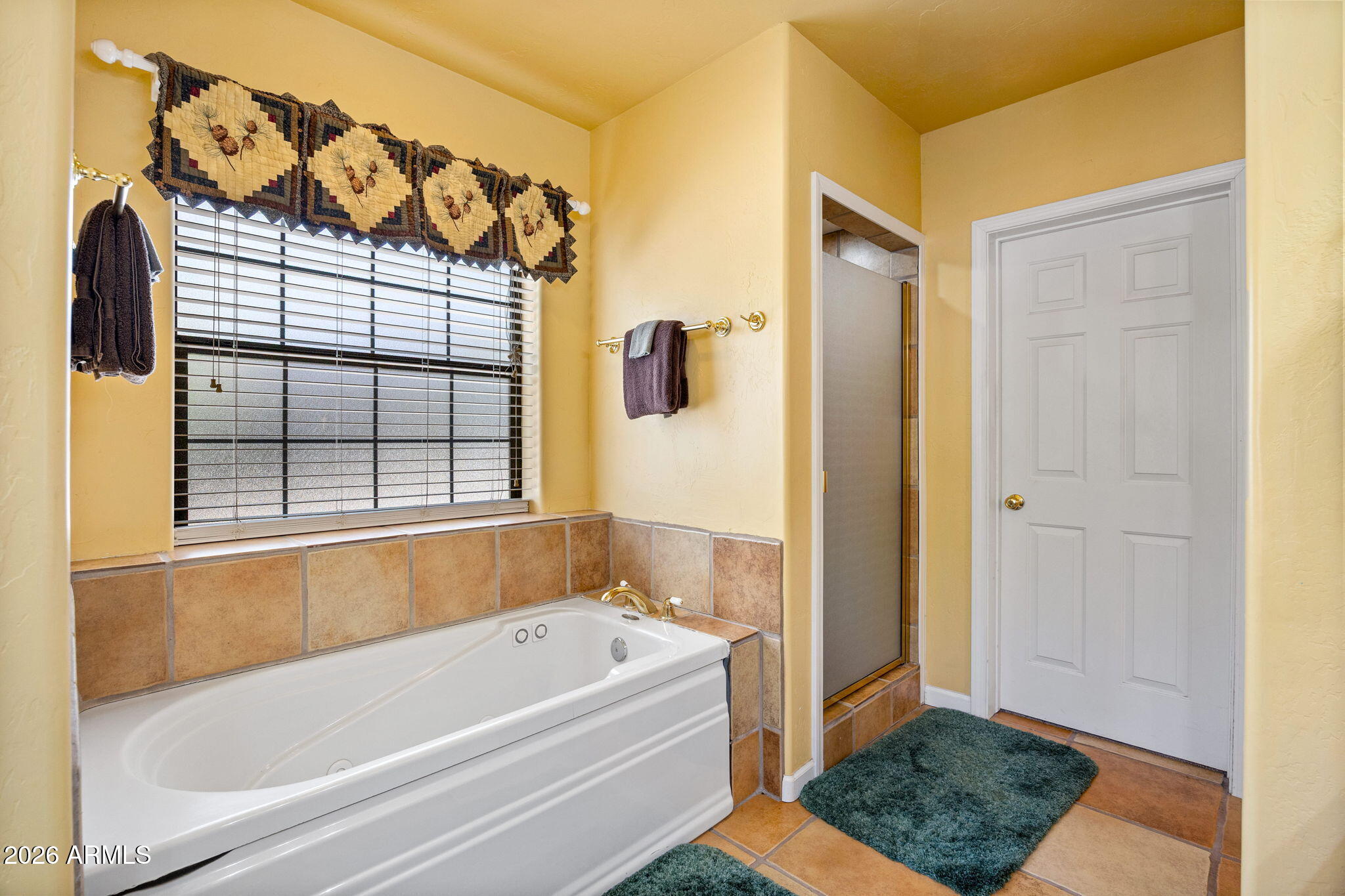 WOODLAND HILLS - Residential