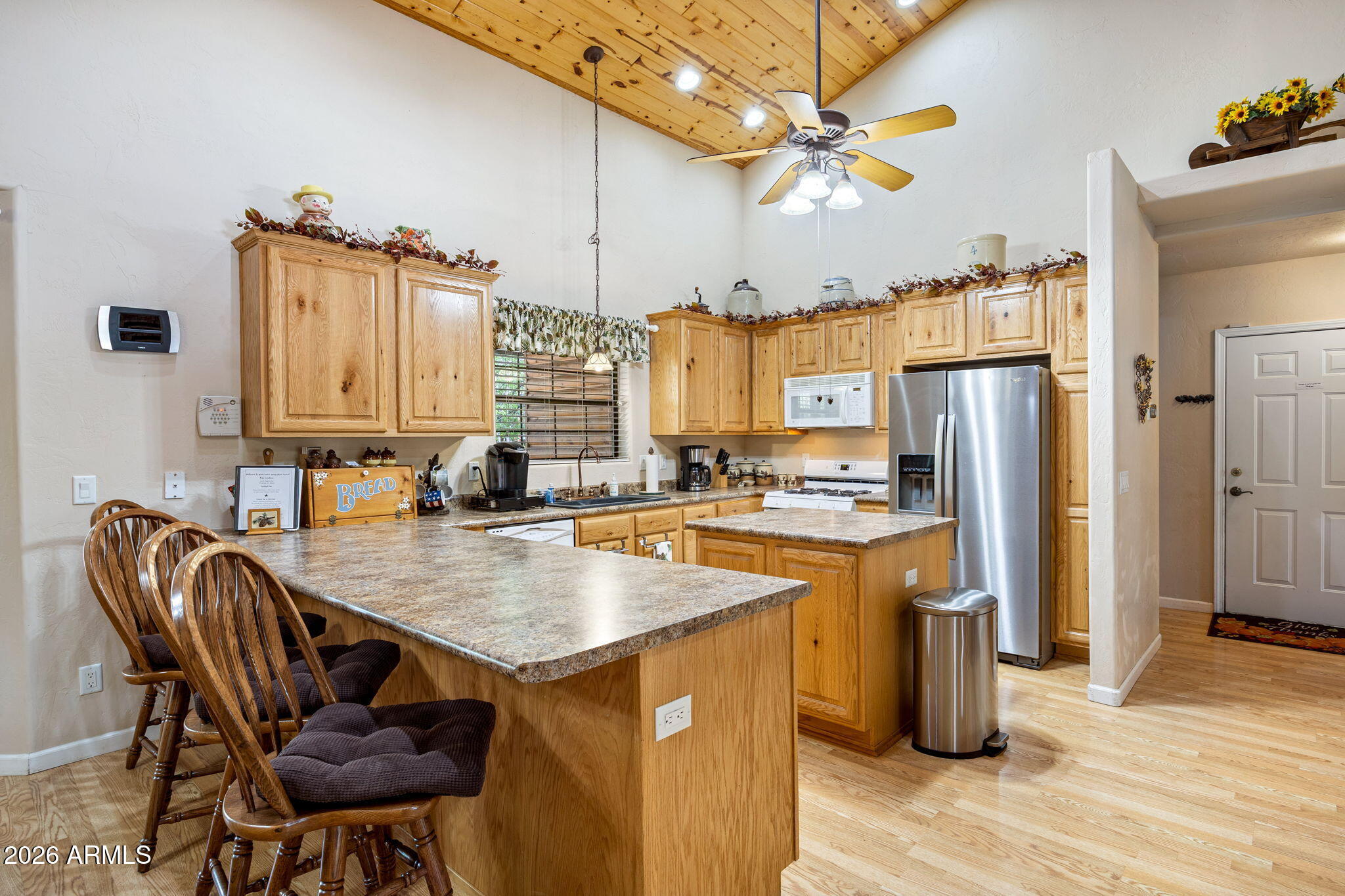 WOODLAND HILLS - Residential