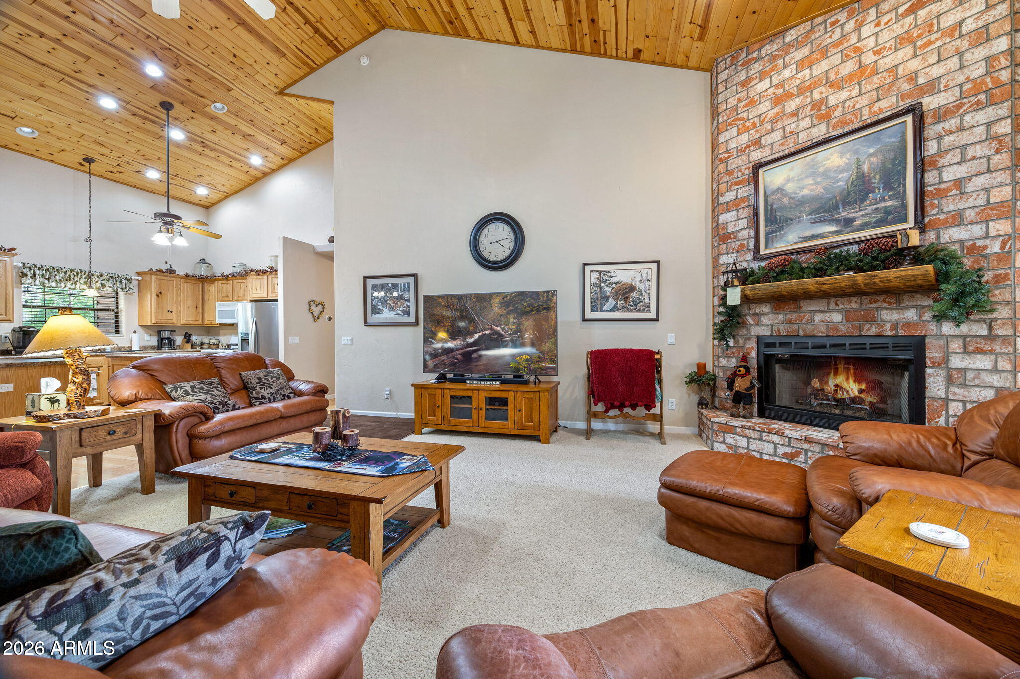 WOODLAND HILLS - Residential