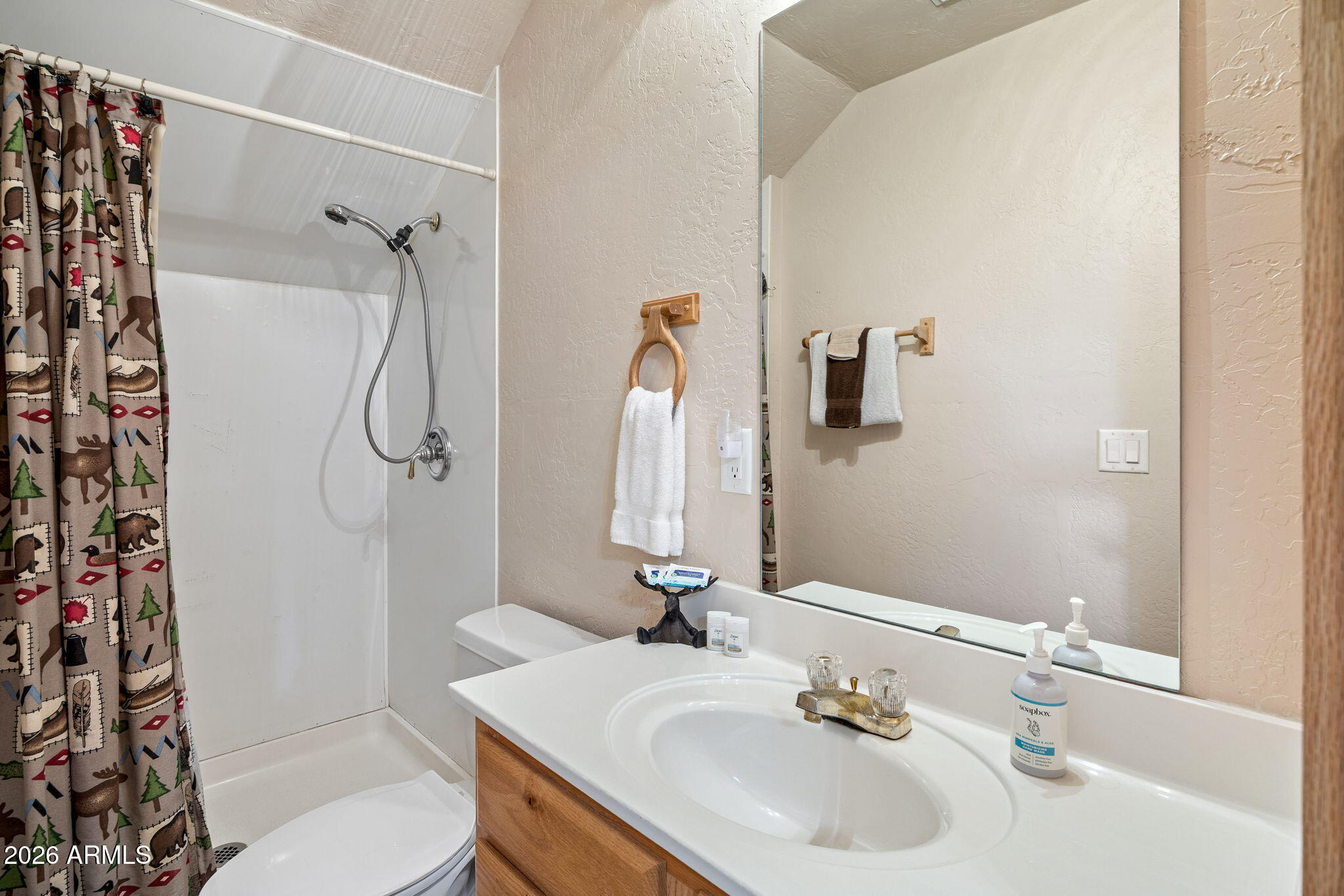 WOODLAND HILLS - Residential