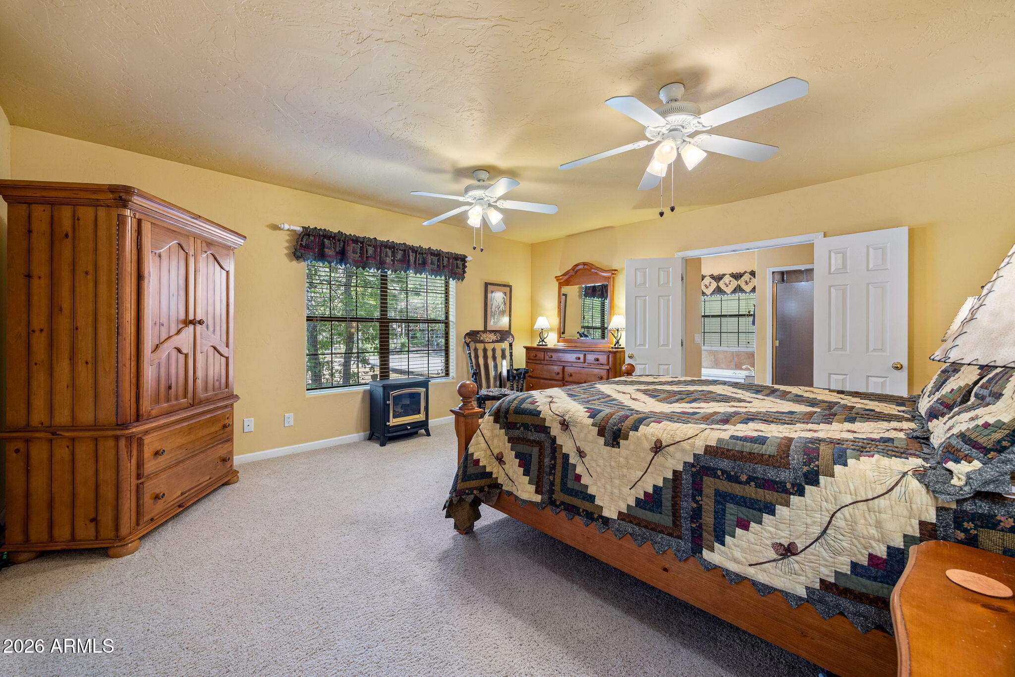 WOODLAND HILLS - Residential