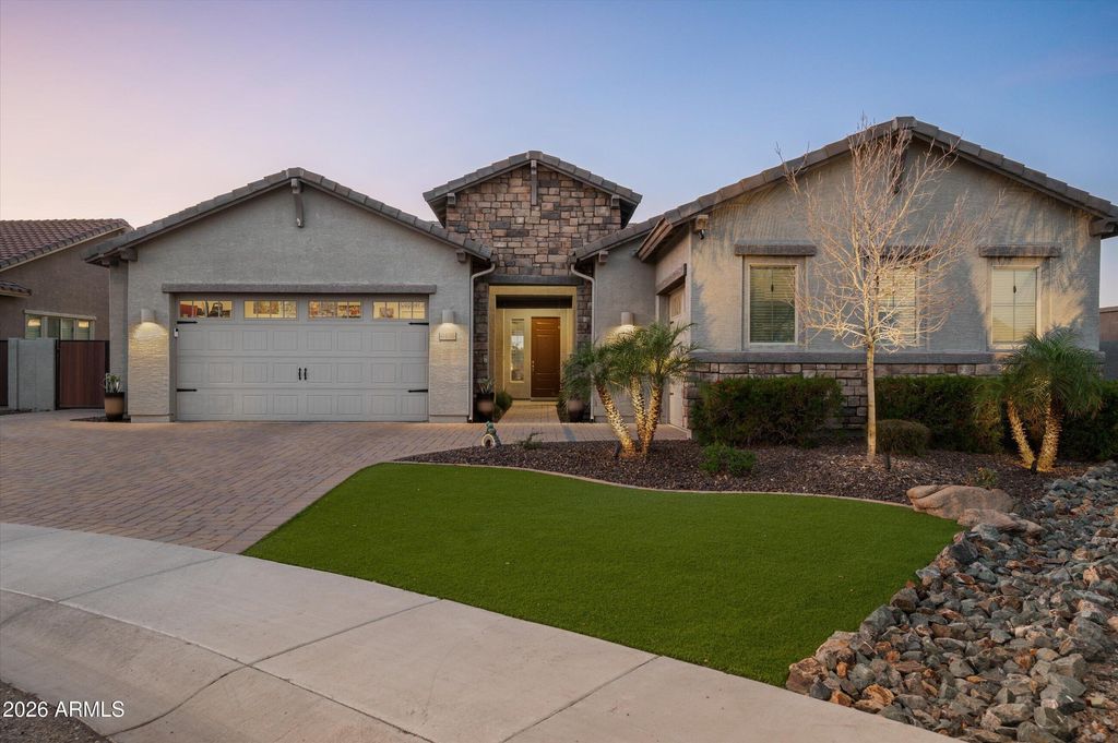 Photo of 6406 W Copper Springs Road, Phoenix, AZ 85083 (MLS # 7000786)