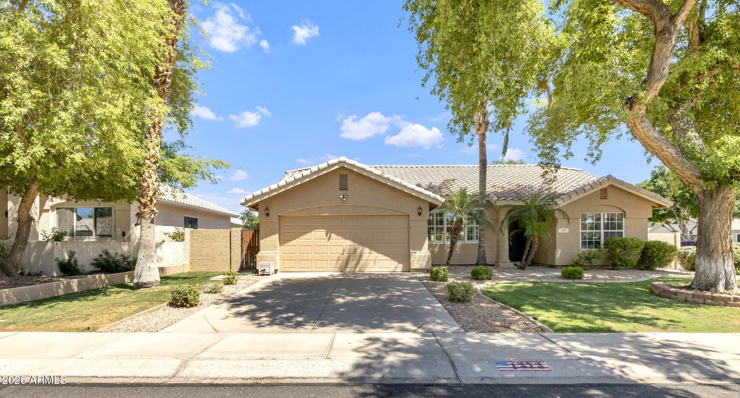 1373 N Roadrunner Drive