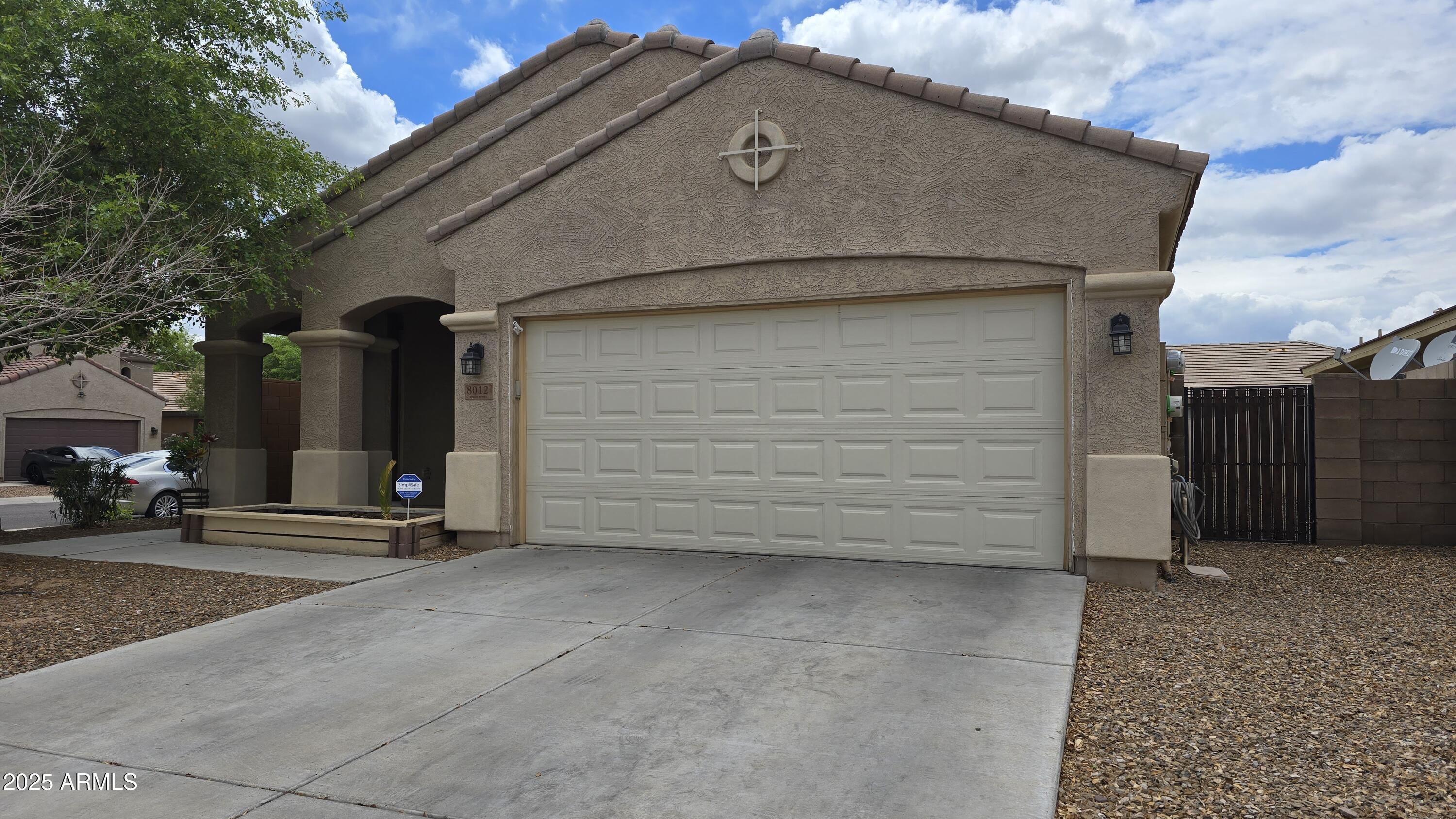 8012 S 70TH Drive