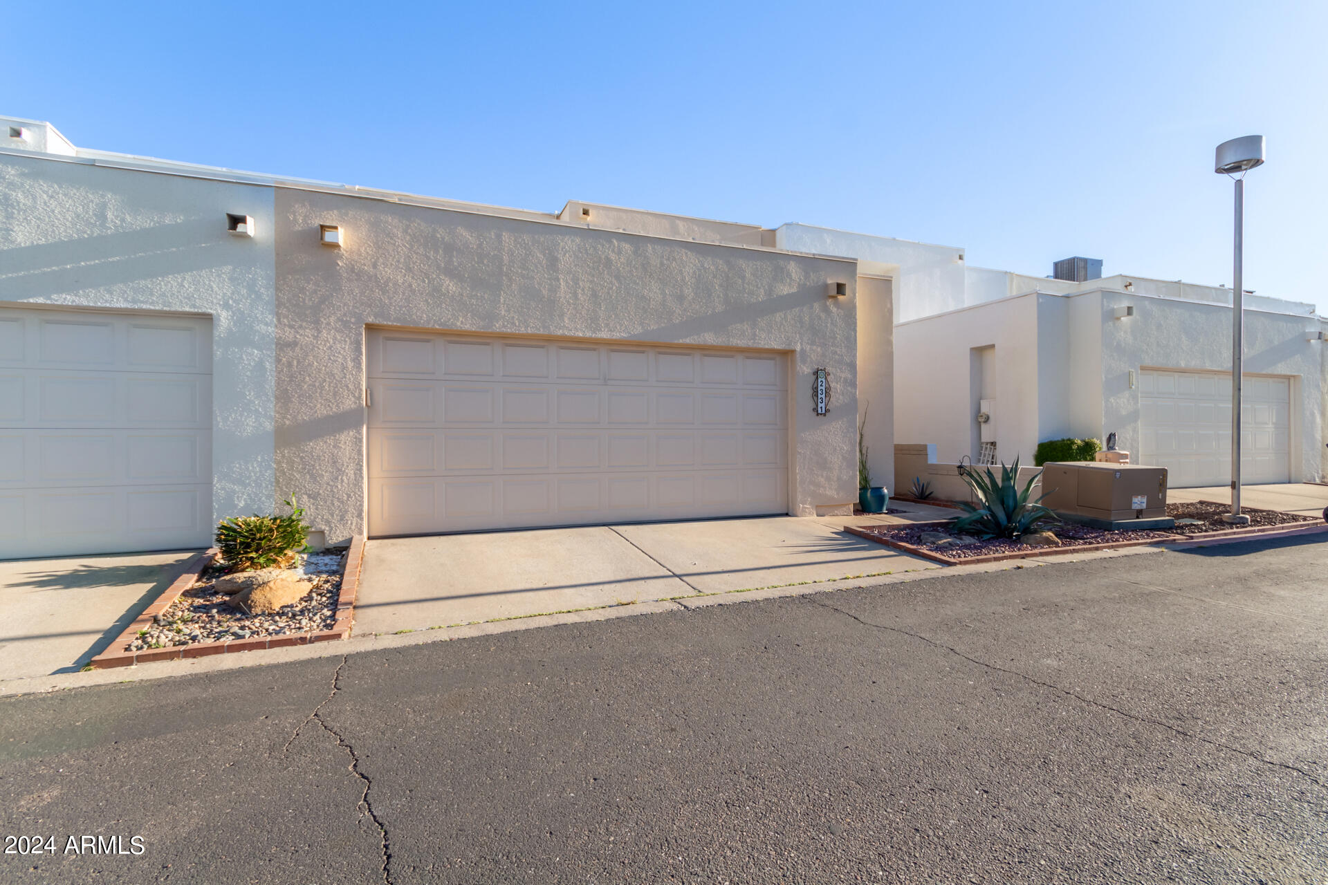 2331 E EVANS Drive