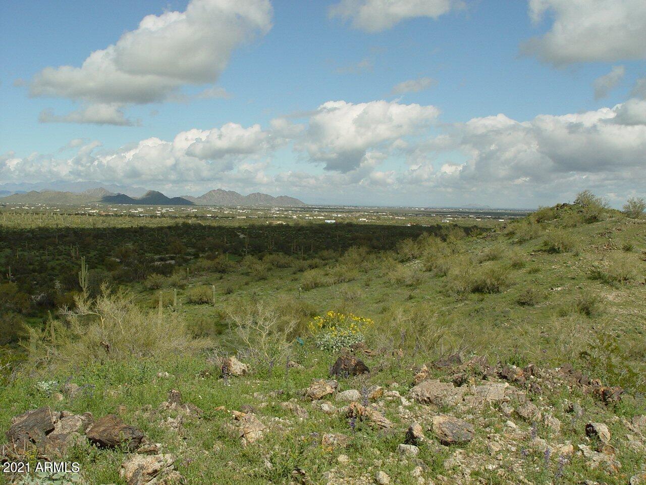 HIDDEN VALLEY HILLS - Land