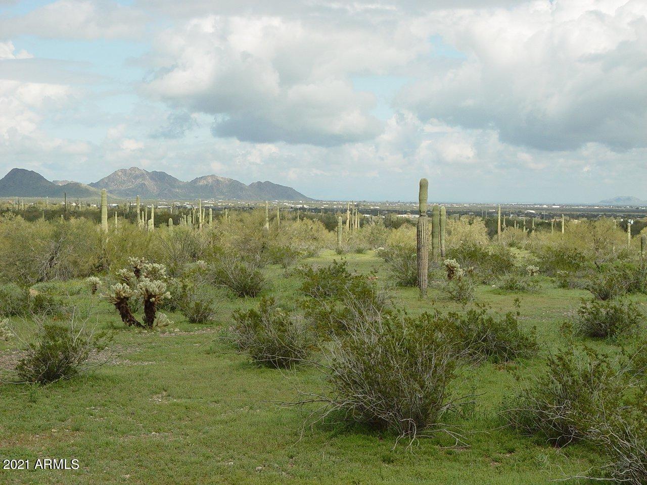 HIDDEN VALLEY HILLS - Land