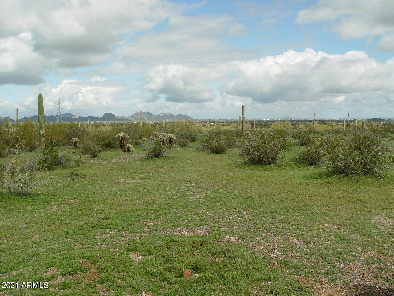 HIDDEN VALLEY HILLS - Land