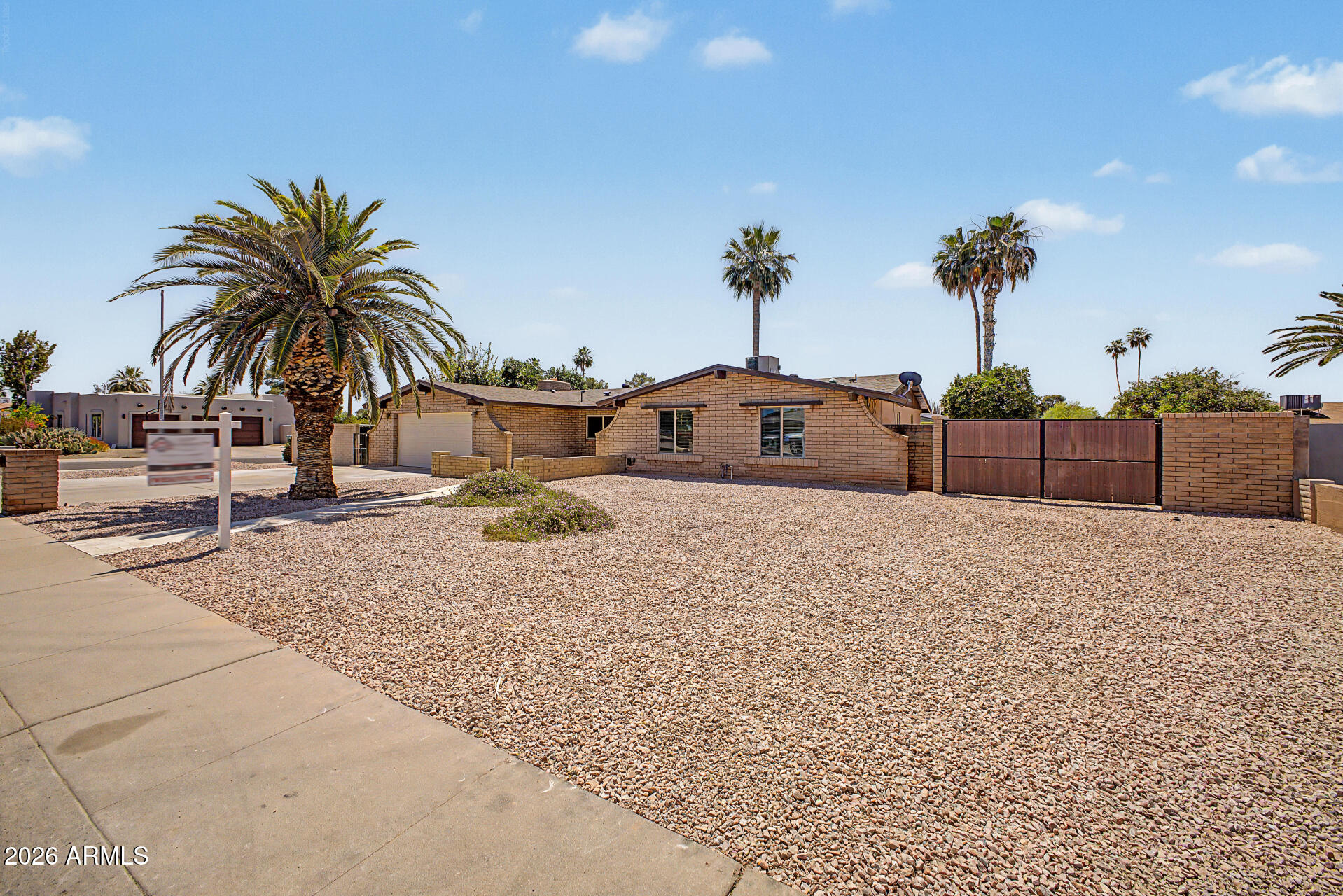 5345 E GELDING Drive