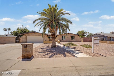 Photo of 5345 E Gelding Drive, Scottsdale, AZ 85254 (MLS # 7017469)